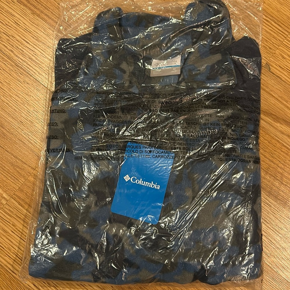 Columbia kids size Medium Giacial lll fleece printed half zip NWT